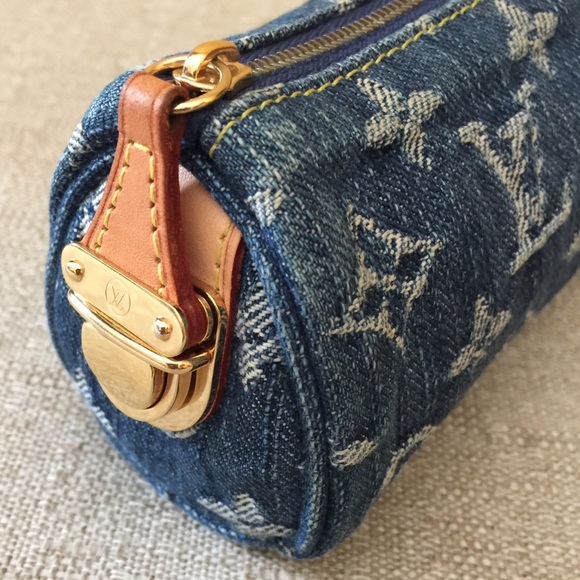 Louis Vuitton Denim Pochette Case - Picture 11 of 15